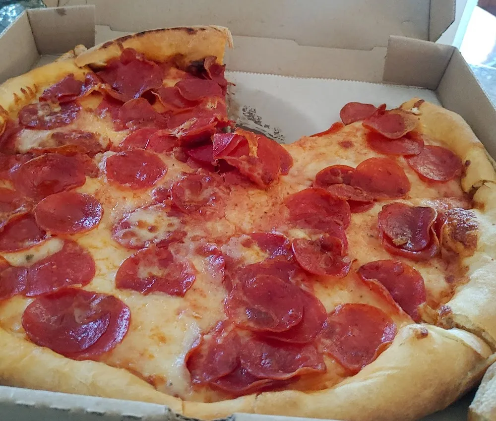 Pepperoni Pizza Medium